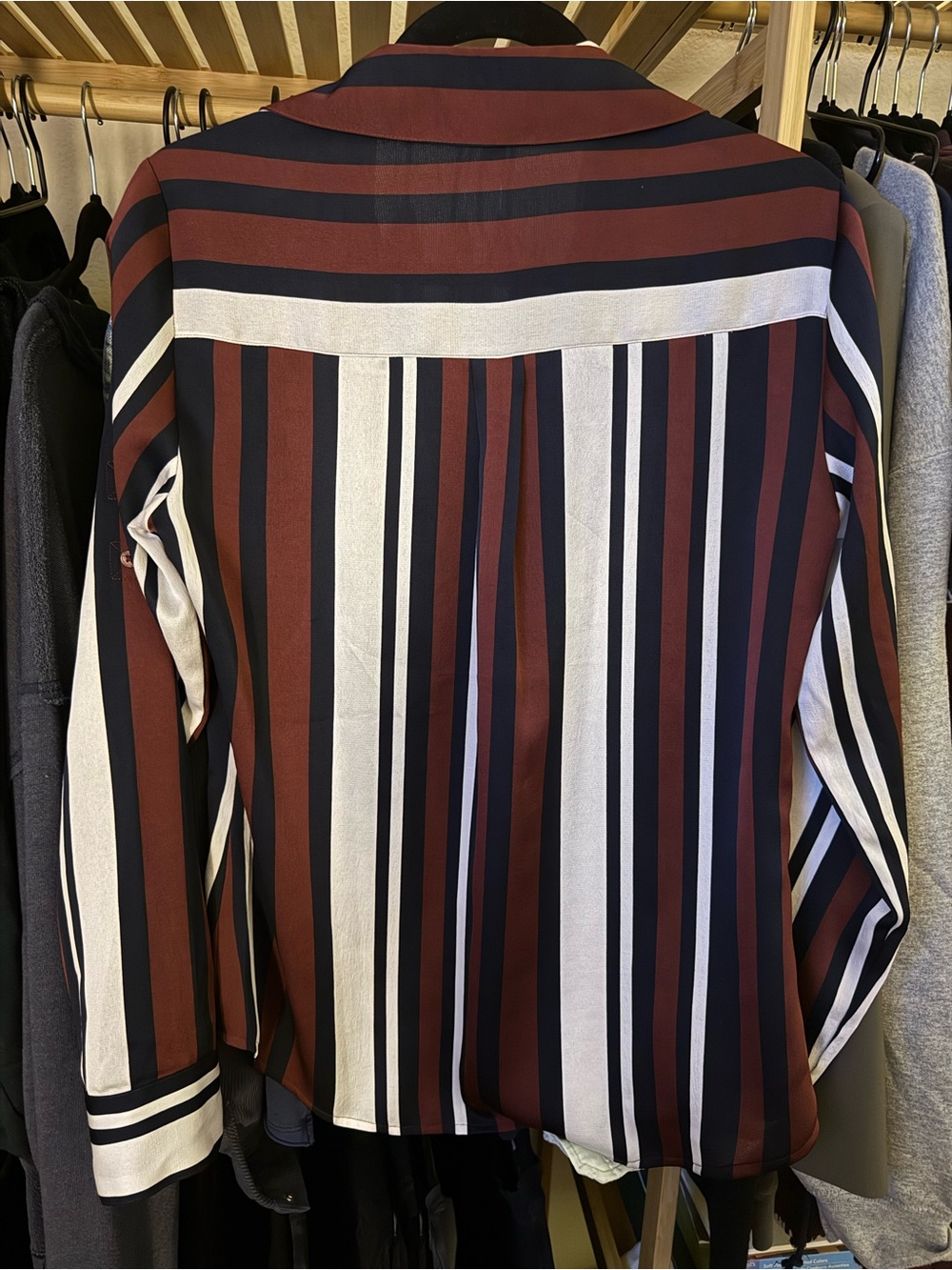 Express Portofino Striped Button Down - Picture 3 of 4